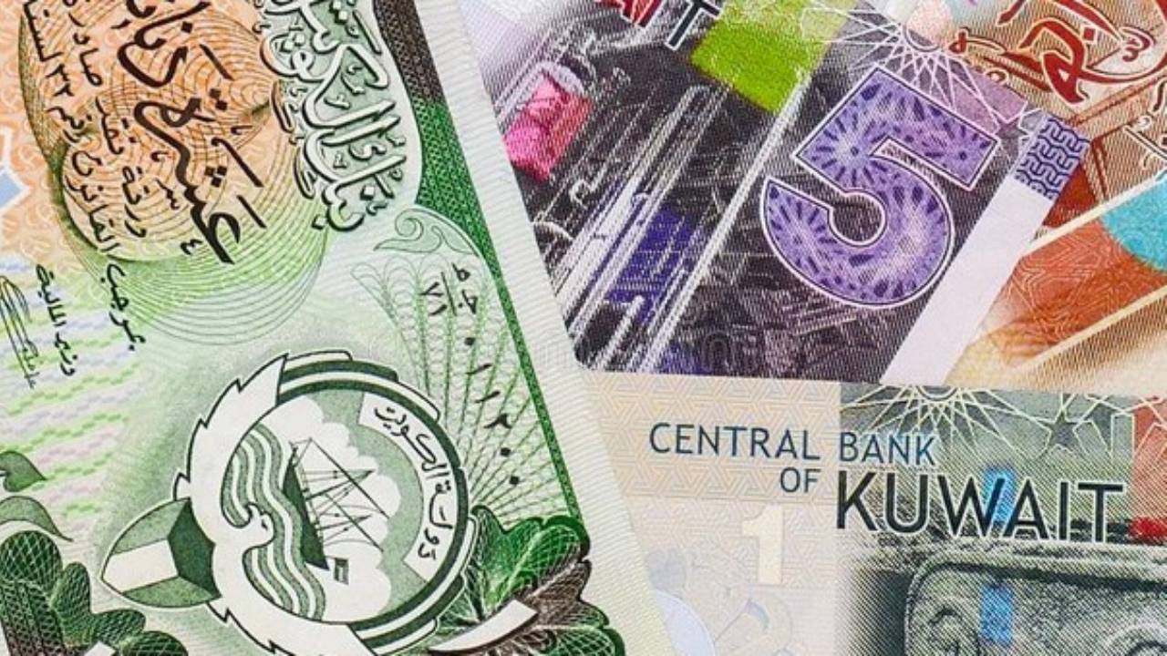 Kuwaiti Dinar (KWD) – Mata Uang Resmi Kuwait