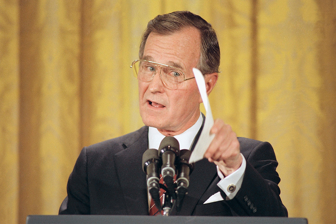 Tantangan Kepemimpinan: George H. W. Bush di Tahun 1990-an